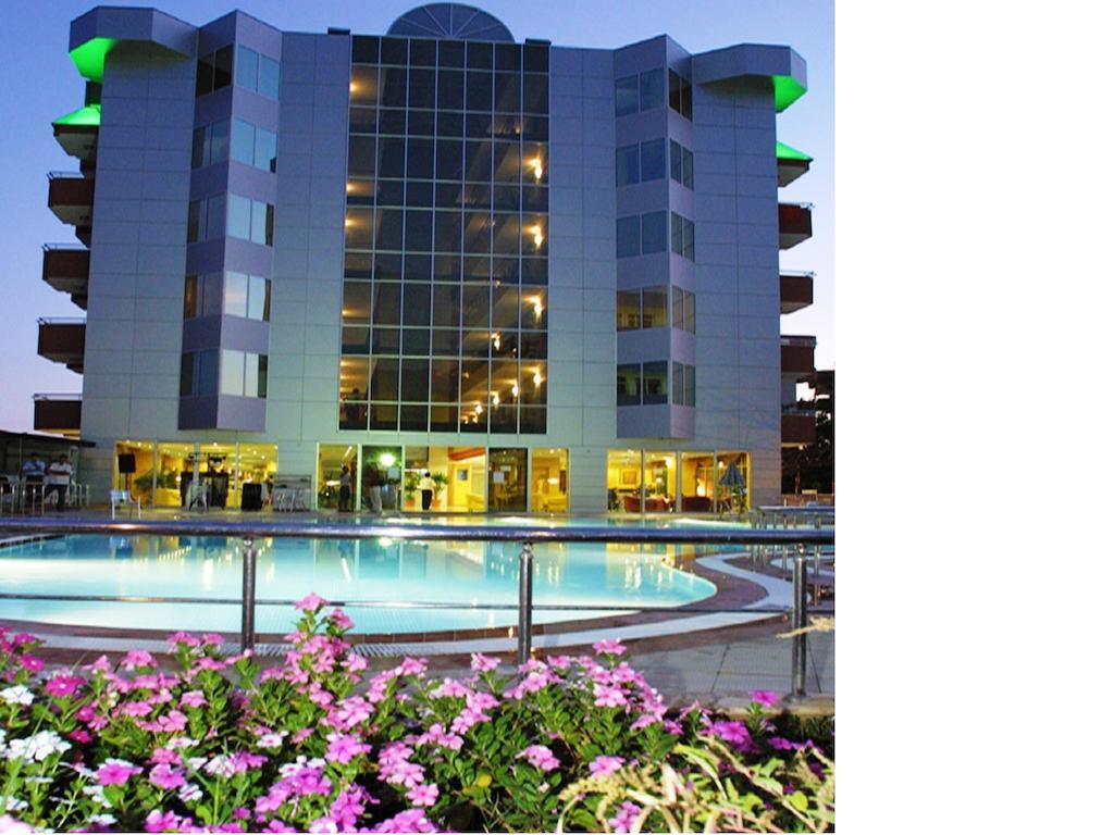 Ares Hotel マフムトラール エクステリア 写真